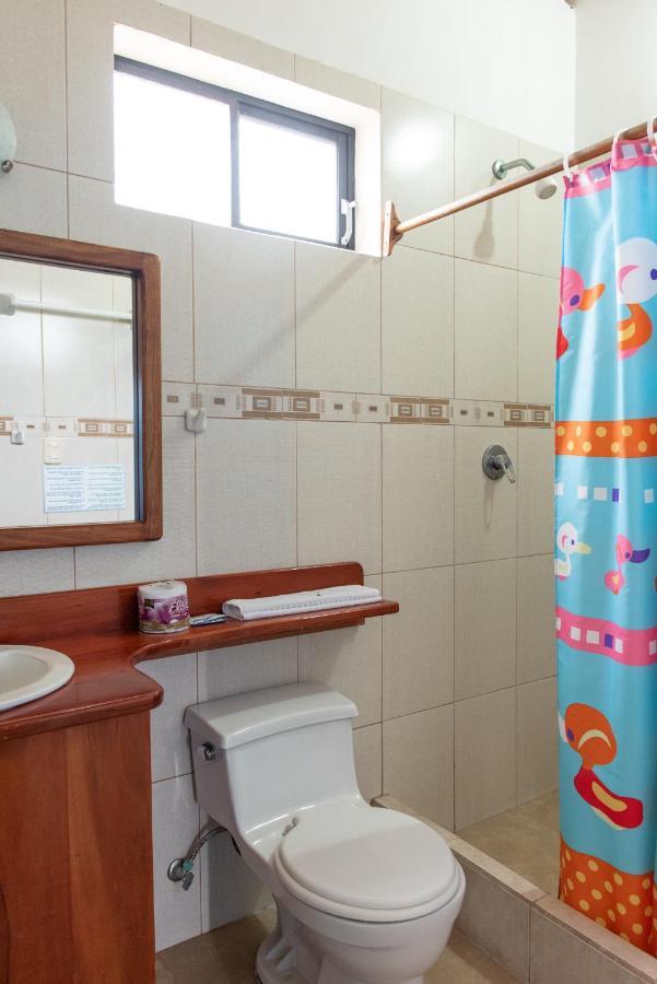 Hotel La Gran Tortuga - ᯤ Starlink Puerto Villamil Bagian luar foto