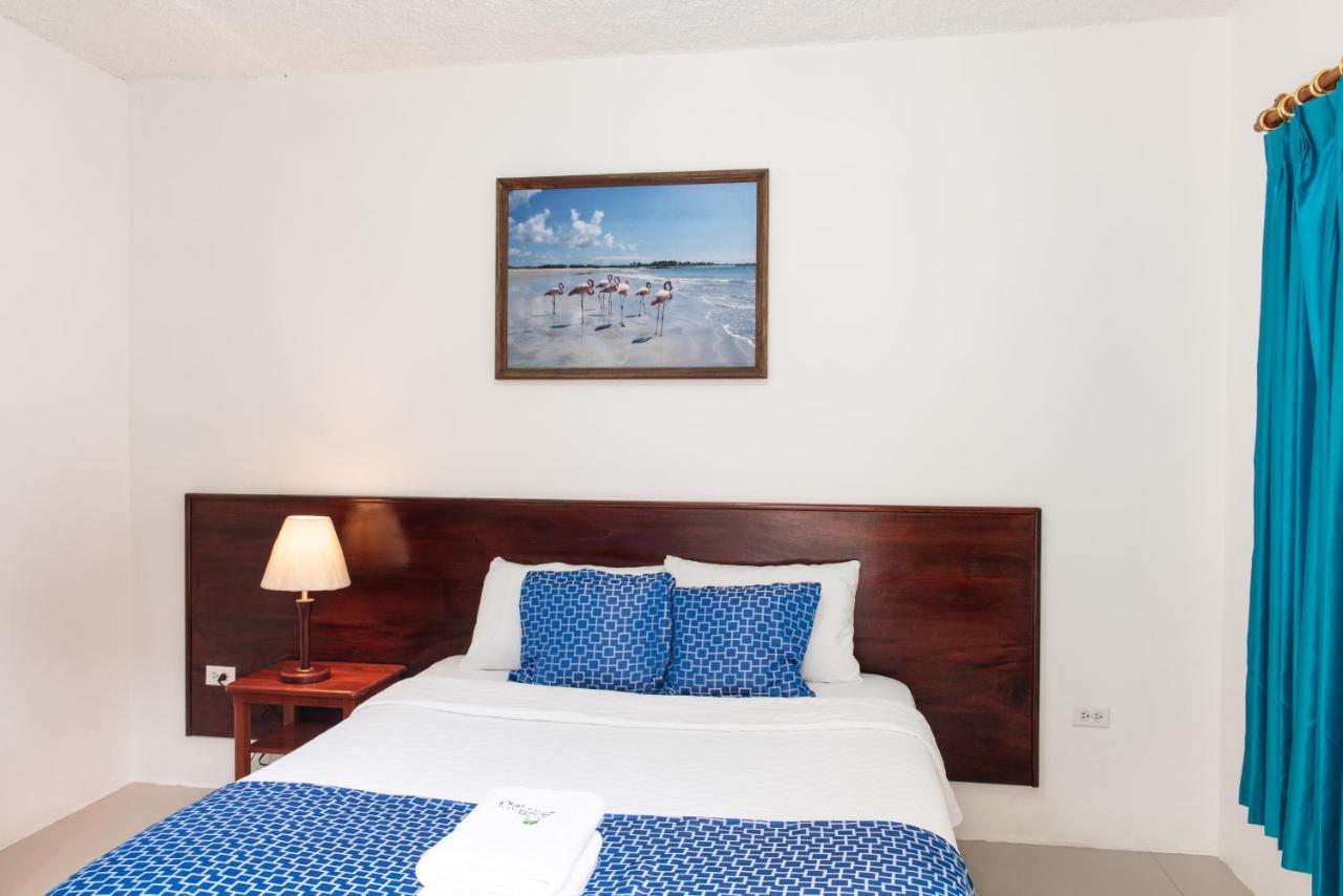 Hotel La Gran Tortuga - ᯤ Starlink Puerto Villamil Bagian luar foto