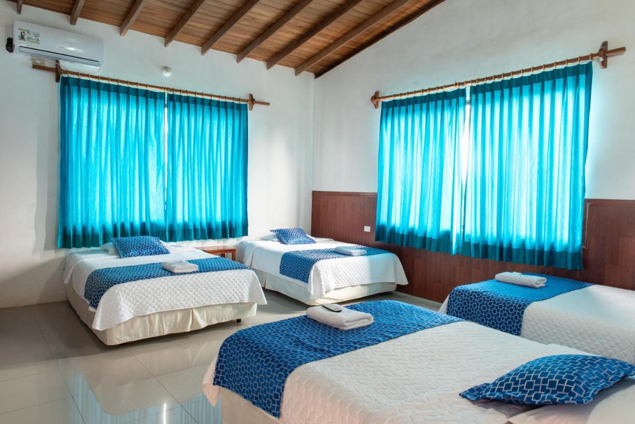 Hotel La Gran Tortuga - ᯤ Starlink Puerto Villamil Bagian luar foto