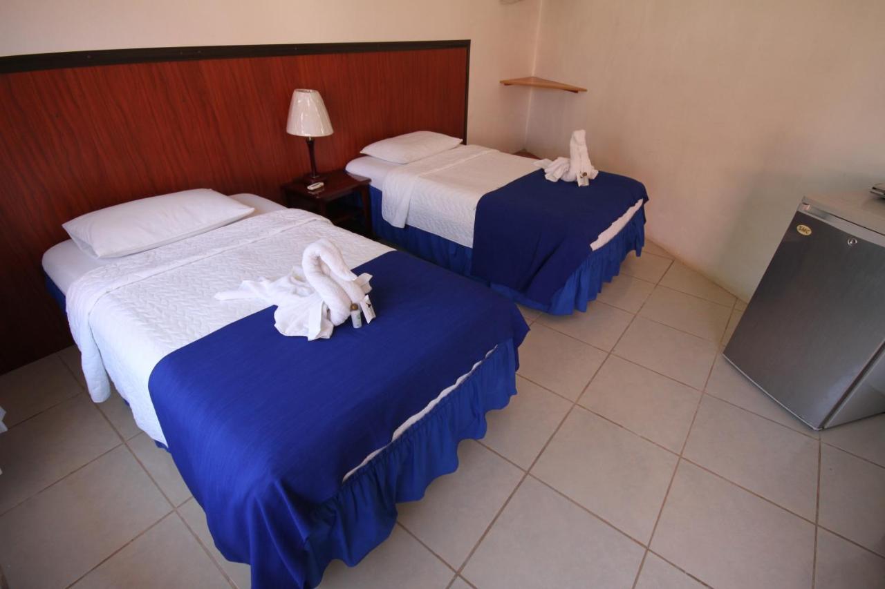 Hotel La Gran Tortuga - ᯤ Starlink Puerto Villamil Bagian luar foto