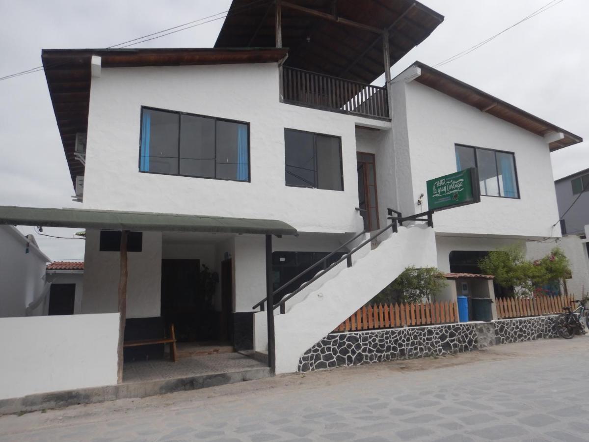 Hotel La Gran Tortuga - ᯤ Starlink Puerto Villamil Bagian luar foto