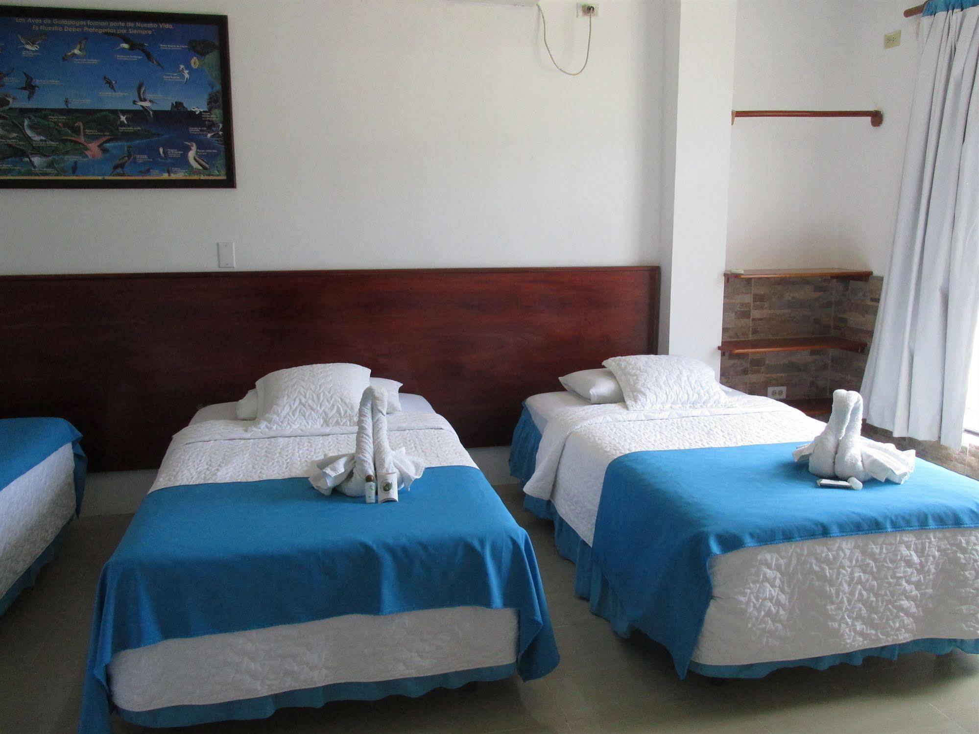 Hotel La Gran Tortuga - ᯤ Starlink Puerto Villamil Bagian luar foto